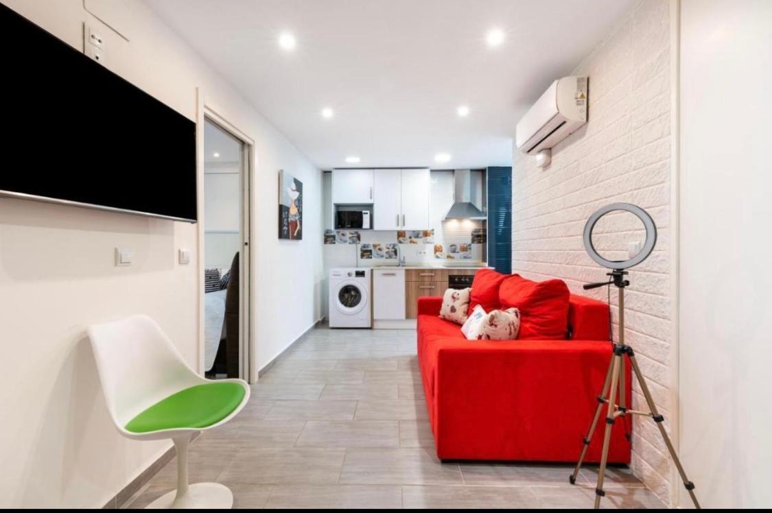 Vialia Apartamentos Suites Malaga Zewnętrze zdjęcie