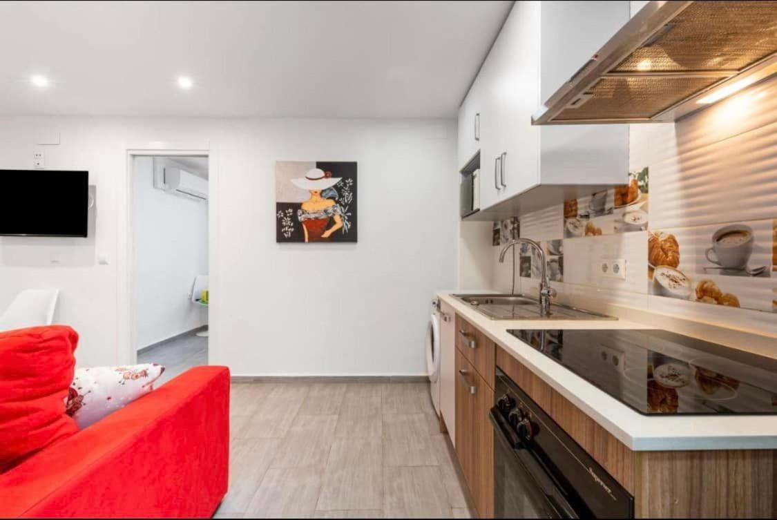 Vialia Apartamentos Suites Malaga Zewnętrze zdjęcie